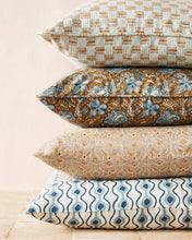 Load image into Gallery viewer, Patuli Pillow, Amaro - 20"