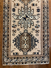 Load image into Gallery viewer, Vintage Karaja Runner - "Leonie"