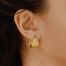 Load image into Gallery viewer, Lina Earrings