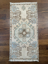 Load image into Gallery viewer, Vintage Turkish Rug - "Zoë”