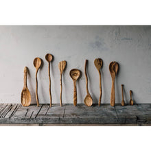 Load image into Gallery viewer, Olive Wood Corner Spatula