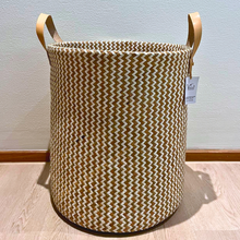Load image into Gallery viewer, Handwoven Sedge Basket, Small
