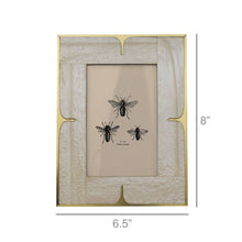 Load image into Gallery viewer, 4" x 6" Pearled Resin and Brass Frame
