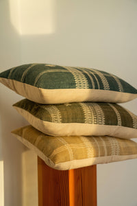 20" Handloomed Wool Pillow