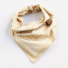 Load image into Gallery viewer, Sand Windowpane Print Bandana
