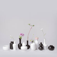 Load image into Gallery viewer, Semi-Matte Mini Vase 6, Black
