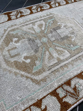 Load image into Gallery viewer, Vintage Turkish Rug - &quot;Vivian&quot;
