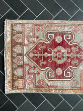 Load image into Gallery viewer, Vintage Turkish Rug - &quot;Valentina&quot;
