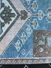 Load image into Gallery viewer, Vintage Turkish Rug - &quot;Mariah&quot;

