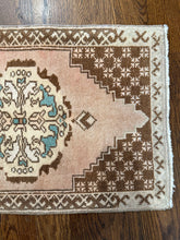 Load image into Gallery viewer, Vintage Turkish Rug - "Claudine"
