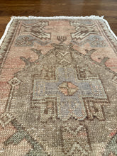 Load image into Gallery viewer, Vintage Turkish Rug - "Livia"
