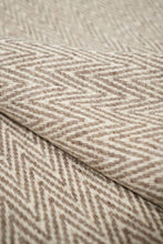 Load image into Gallery viewer, Sheep's Wool Throw, Beige Thorn
