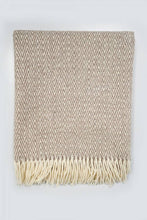 Load image into Gallery viewer, Sheep's Wool Throw, Beige Thorn
