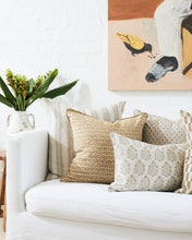 Load image into Gallery viewer, Lido Pillow, Elm - 22"
