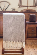Load image into Gallery viewer, Sheep's Wool Throw, Beige Thorn

