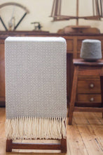 Load image into Gallery viewer, Sheep's Wool Throw, Beige Thorn
