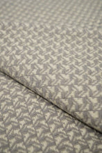 Load image into Gallery viewer, Sheep's Wool Throw,  Dry Green Swallow
