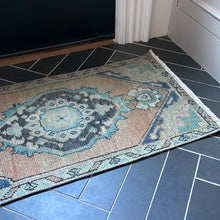 Load image into Gallery viewer, Vintage Turkish Rug - &quot;Carmelina&quot;
