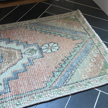 Load image into Gallery viewer, Vintage Turkish Rug - &quot;Lucia&quot;
