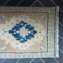 Load image into Gallery viewer, Vintage Turkish Rug - &quot;Luna&quot;
