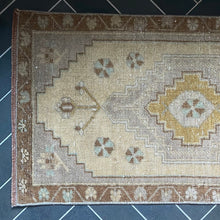 Load image into Gallery viewer, Vintage Turkish Rug - &quot;Ollie&quot;
