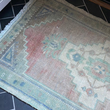 Load image into Gallery viewer, Vintage Turkish Rug - &quot;Theo&quot;
